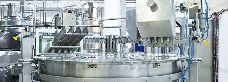 ¿Qué son los aceros austeníticos inoxidables? Usos y características 1 Equipo de procesamiento industrial hecho con Aceros inoxidables austeníticos
