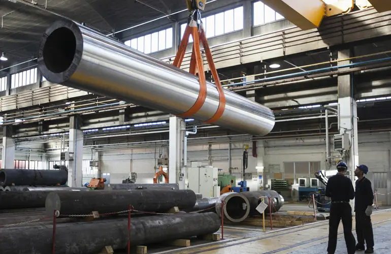 Conoce la metalurgia, sus diferentes tipos y procesos 4 Interior de una planta de fabricación y distribución de productos metálicos