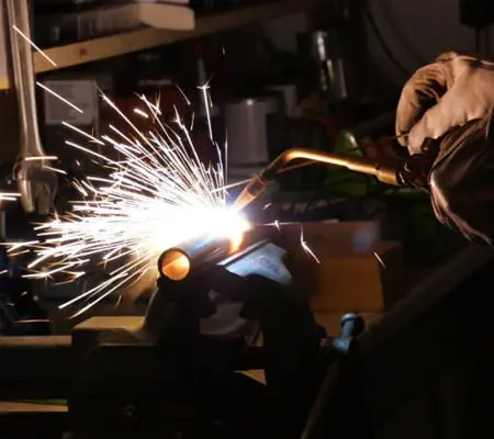 Soldadura de aluminio: Descubre 8 Técnicas para hacerlo efectivamente 4 Soldadura de tubo con soplete y varilla de aporte - Soldadura de aluminio