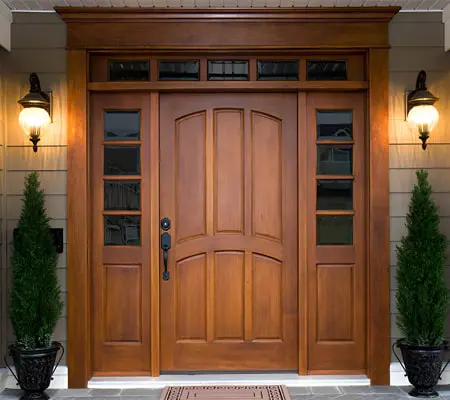 Marcos de Puertas: Descubre los Tipos que Existen y Cómo Elegir el Ideal para tu Casa 3 Puerta de madera diseñado para uso interior estilo clásico
